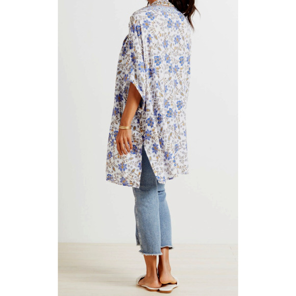 NWT‎ EVEREVE FEATHERS TOLANI MILA FLORAL WRAP KAFTAN ONE SZ Fairy Boho Festival - Picture 2 of 5